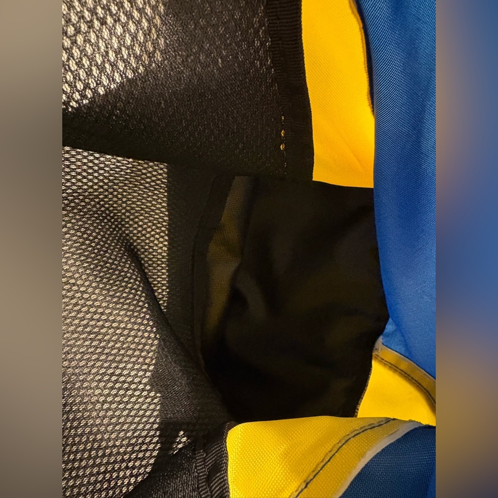 UCLA Backpack / Drawstring Tote - Picture 4 of 5